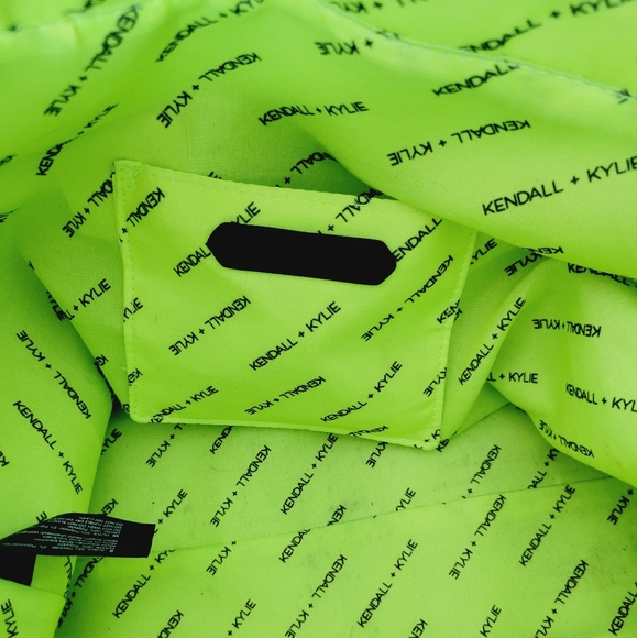 Kendall + Kylie Black Camo Neon Yellow  Stripe Tote Bag - Picture 9 of 10